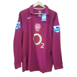 Camsieta Arsenal Highbury, Henry